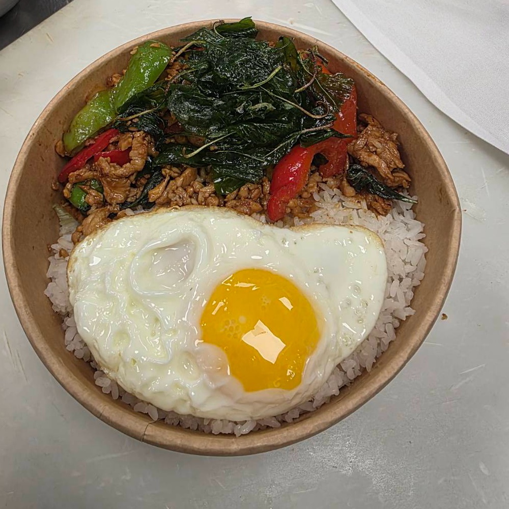 Pad Kra Pao Gai